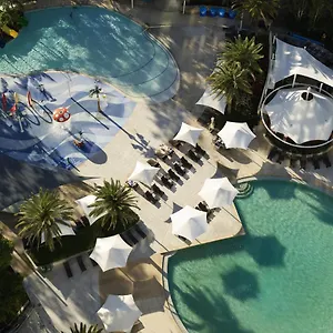 racv-royal-pines-resort.queenslandhotels.net/