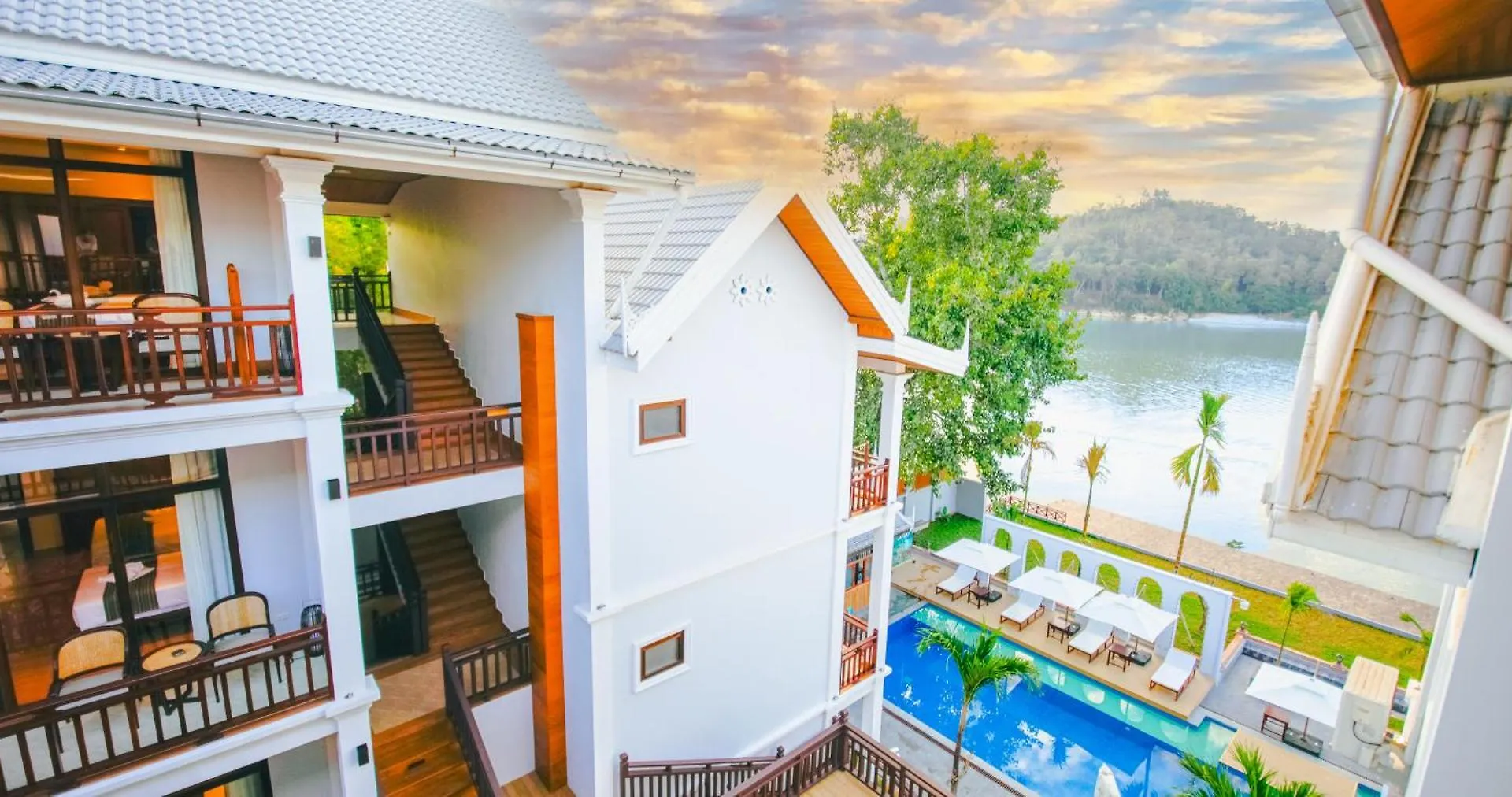 Relaxful Hotel泊岸酒店 Luang Prabang 5*,  Laos