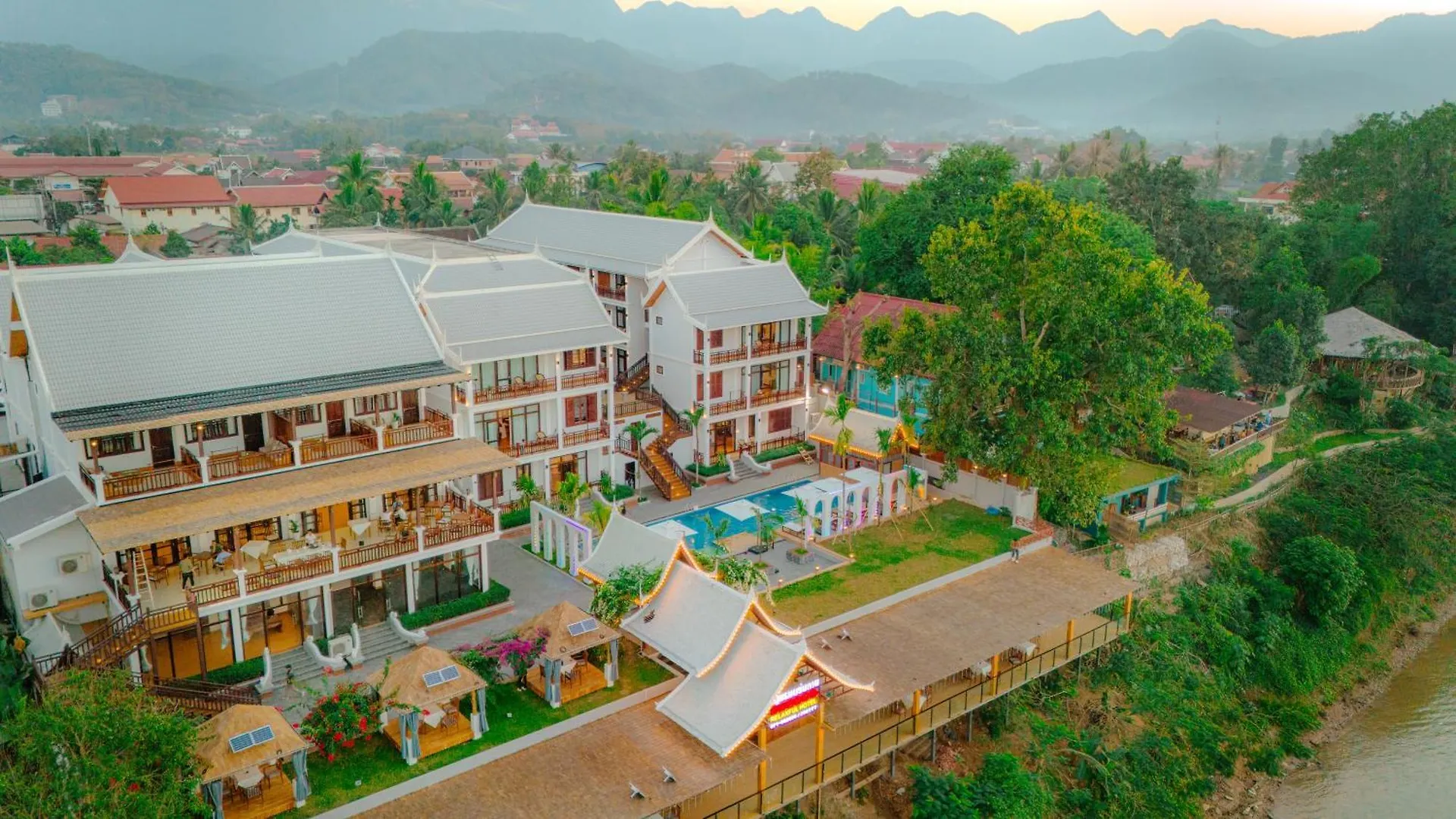 Relaxful Hotel泊岸酒店 Luang Prabang 5*,