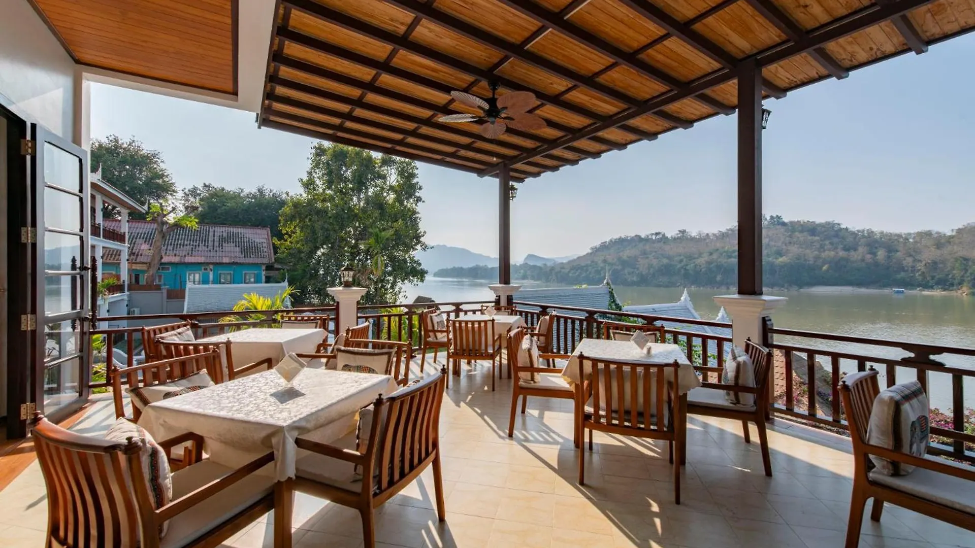 Relaxful Hotel泊岸酒店 Luang Prabang Laos