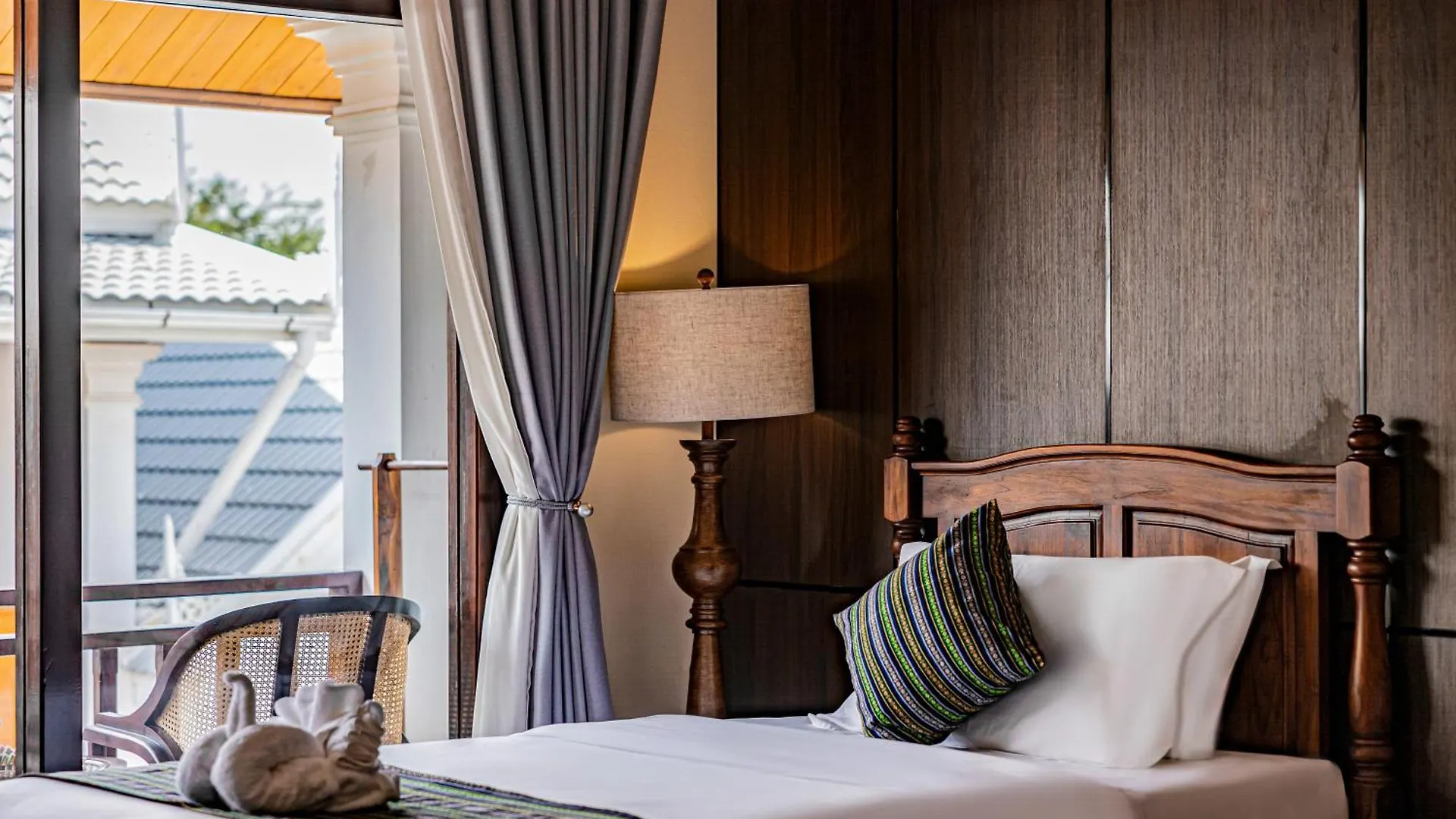 Relaxful Hotel泊岸酒店 Luang Prabang Hotel